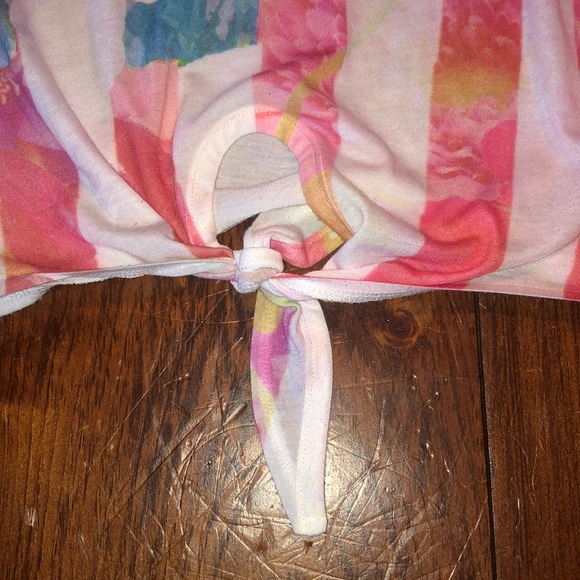 Tank top - Picture 2 of 3